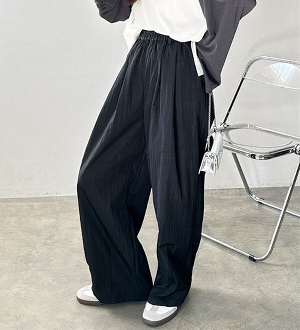 GeeRA（ジーラ）の「さらとろ素材が嬉しい！ダブルタックワイドパンツ（フルレングスパンツ）」｜詳細画像