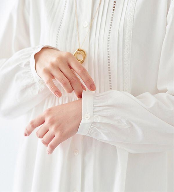 BELLUNA（ベルーナ）の「華やかレース&times;ピンタックシャツチュニック（チュニック）」｜詳細画像