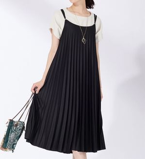 BELLUNA（ベルーナ）の「バックリボン使いプリーツキャミワンピース（その他ワンピース）」｜詳細画像