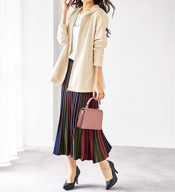 BELLUNA（ベルーナ）の「プリーツ風フレアーニットスカート（ロングスカート）」｜詳細画像