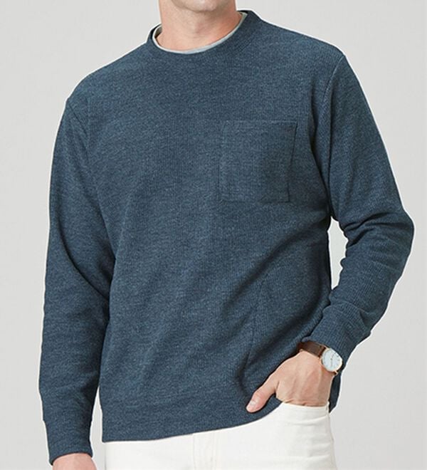 「重ね着手間いらずの上品見え杢調ニットトレーナー（メンズトレーナー）」｜詳細画像