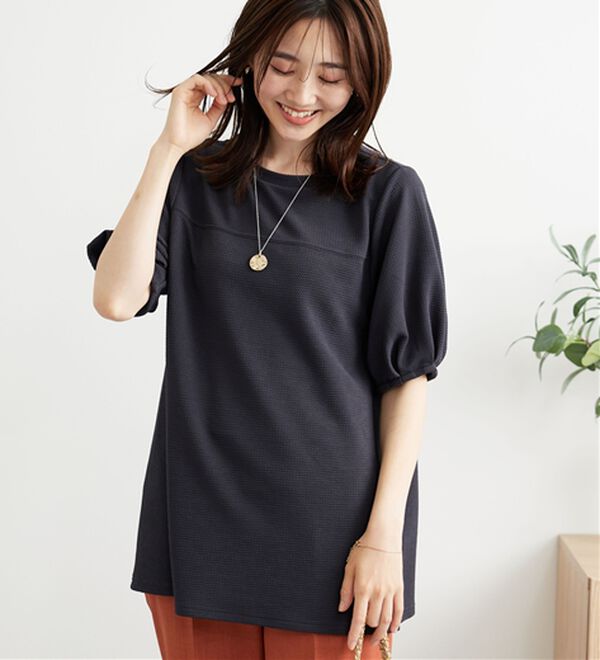 BELLUNA（ベルーナ）の「ポコポコ素材ふんわり袖チュニック（チュニック）」｜詳細画像