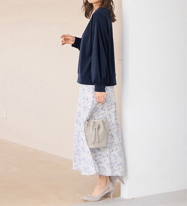 alotta（アロッタ）の「あったか裏ファー袖タックスウェット（カットソー）」｜詳細画像