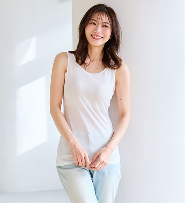 LAVIENNE（ラヴィエンヌ）の「【暑がりさん必見！】カップ付瞬間ひんやり冷感！タンクトップインナー＜さらりラボ＞（肌着・インナーウェア）」｜詳細画像