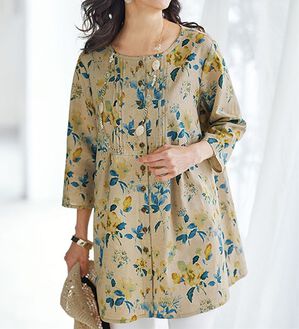 BELLUNA（ベルーナ）の「麻綿タックデザイン花柄プリントチュニック（チュニック）」｜詳細画像