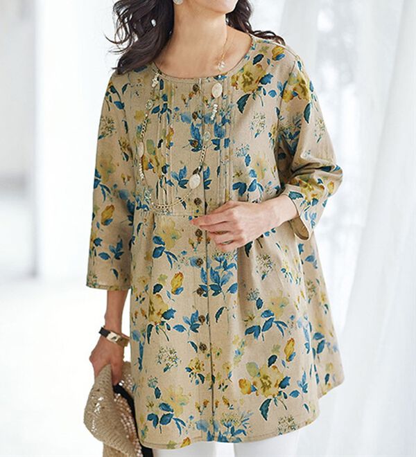 BELLUNA（ベルーナ）の「麻綿タックデザイン花柄プリントチュニック（チュニック）」｜詳細画像