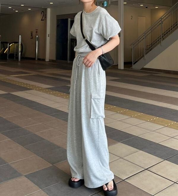 GeeRA（ジーラ）の「カーゴスウェットパンツ（その他パンツ）」｜詳細画像