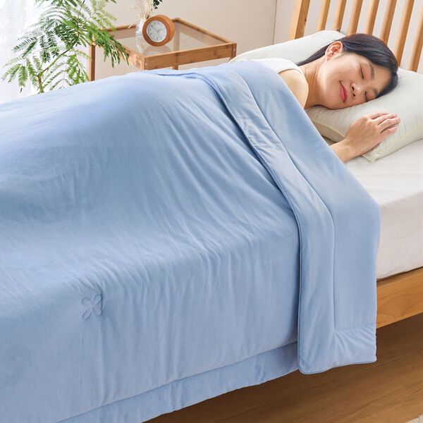 雑誌掲載】さらさら除湿 強冷感＆綿ニットリバーシブル肌掛布団