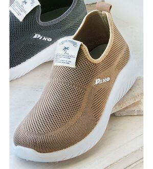 BELLUNA（ベルーナ）の「＜ＰＩＫＯ＞ニット使い軽量シューズ（スニーカー）」｜ベージュ