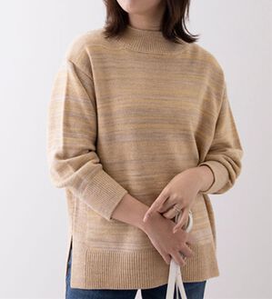 BELLUNA（ベルーナ）の「かすり調ハイネックニットチュニック（ニット・セーター）」｜イエロー系