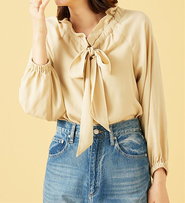 BELLUNA（ベルーナ）の「フリル衿ボウタイデザインブラウス（ブラウス）」｜詳細画像