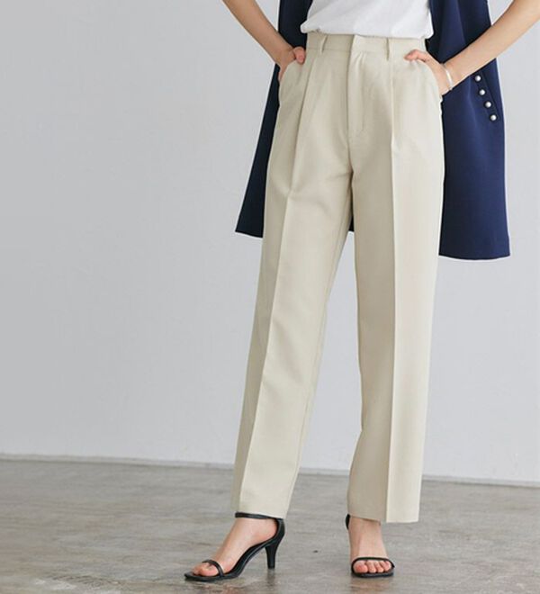 Pierrot（ピエロ）の「スタイルアップセンタープレスパンツ（フルレングスパンツ）」｜詳細画像