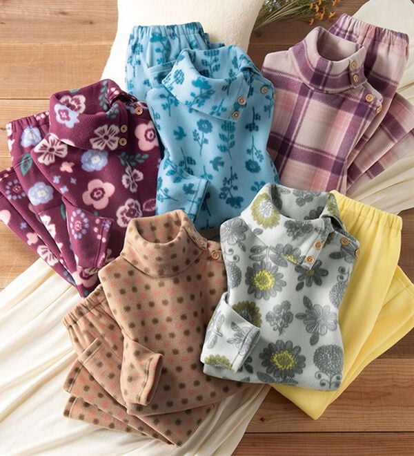 「ソフトでかるぽかフリースパジャマ　ドクターネック（パジャマ・ルームウェア）」｜詳細画像