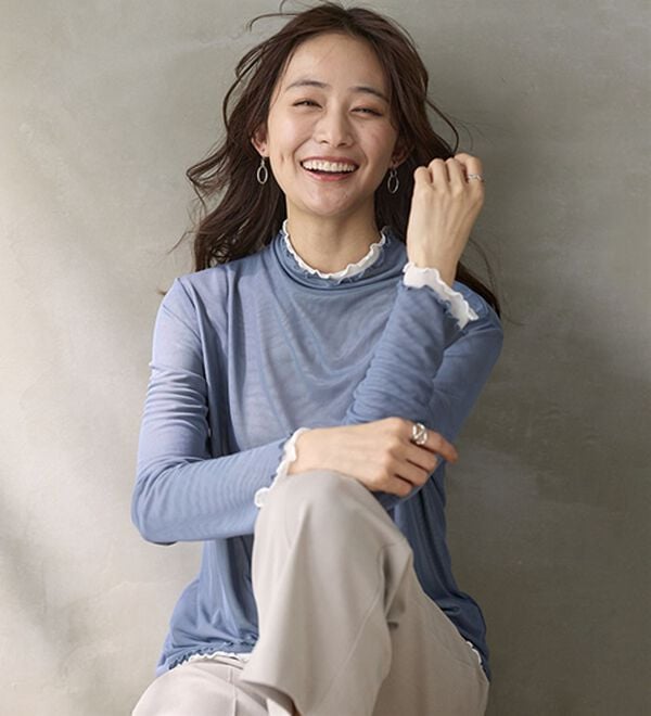 BELLUNA（ベルーナ）の「《重ねて楽しむ！》シアー素材ボトルネックプルオーバー（カットソー）」｜詳細画像