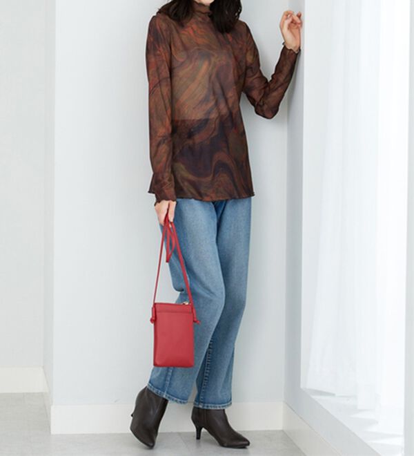 BELLUNA（ベルーナ）の「【重ね着インナー】シアー素材ハイネックインナープルオーバー（カットソー）」｜詳細画像