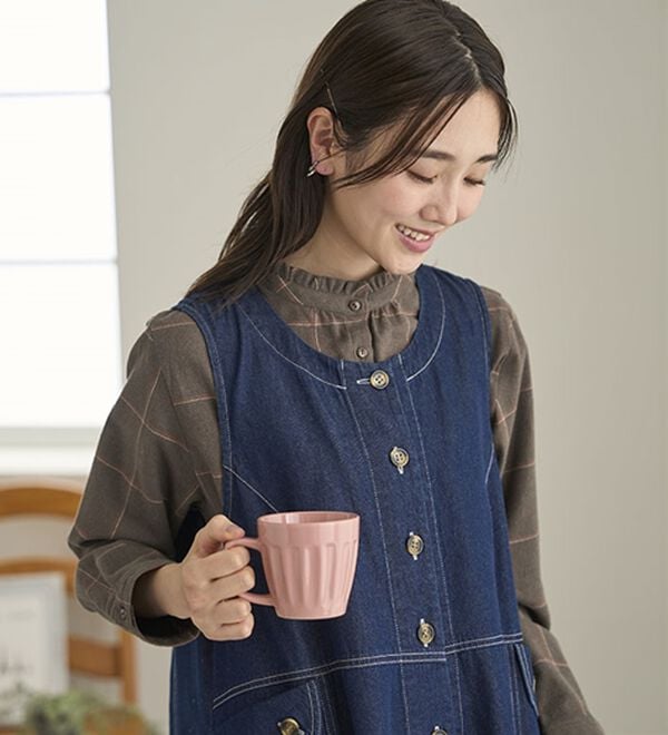 BELLUNA（ベルーナ）の「《ＨｕｇＲｅａｍコットン》フリル衿ブラウス（ブラウス）」｜詳細画像