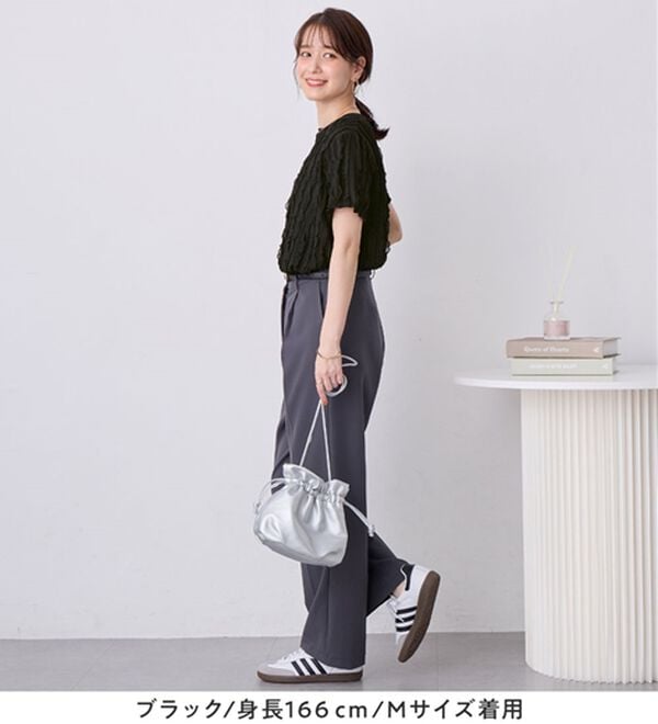 Viola e Viola（ヴィオラ エ ヴィオラ）の「揺れる！体型カバーこなれTシャツ（ブラウス）」｜詳細画像