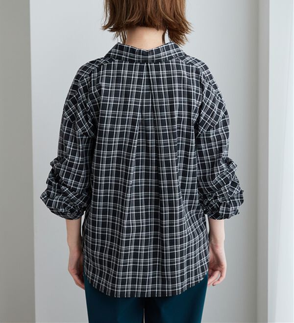 BELLUNA（ベルーナ）の「【新色追加】袖タックデザインスキッパーシャツ（シャツ）」｜詳細画像