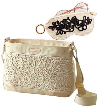 BELLUNA（ベルーナ）の「【２点セット】＜ＬＡＺＹ　ＳＵＳＡＮ＞花柄コード刺しゅう同色２点セット（ショルダーバッグ）」