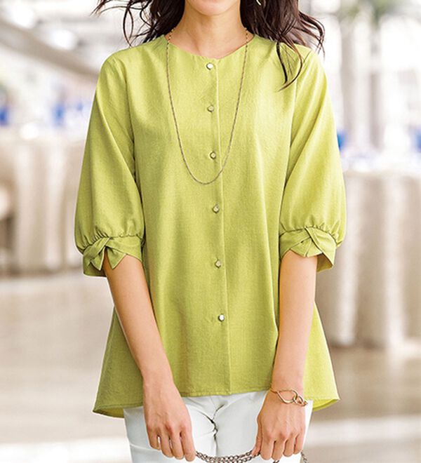 BELLUNA（ベルーナ）の「サラリ麻調素材袖リボンペプラムブラウス（ブラウス）」｜ライムイエロー