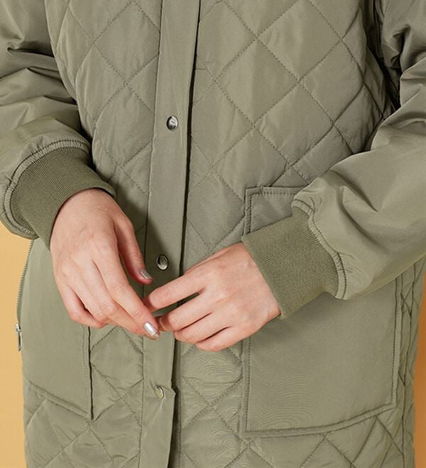 BELLUNA（ベルーナ）の「軽い着心地！ビッグポケット付キルトコート（ハーフコート）」｜詳細画像