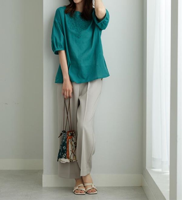 BELLUNA（ベルーナ）の「華やかモチーフレースデザインブラウス（ブラウス）」｜詳細画像