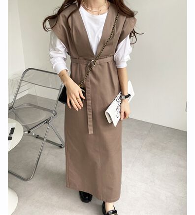 GeeRA（ジーラ）の「ベルト付Ｖネックジャンスカ（ジャンパースカート）」