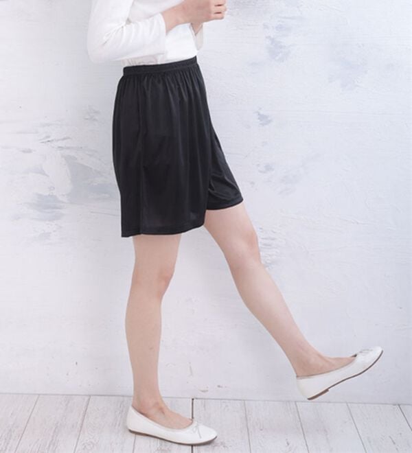 A HAPPY MARILYN（アハッピーマリリン）の「【Ｌ～８Ｌ】ペチパンツ・ペチスカート　選べるレングス（肌着・インナーウェア）」｜詳細画像