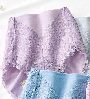 LAVIENNE（ラヴィエンヌ）の「新・レースがうれしい安心ショーツ（安心ショーツ）」｜ラベンダー