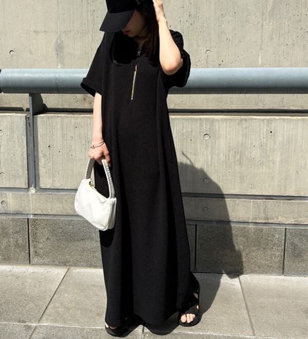 GeeRA（ジーラ）の「【ひんやり/着痩せ】ハーフジップ大人Ｔシャツワンピース（カットソーワンピース）」｜詳細画像