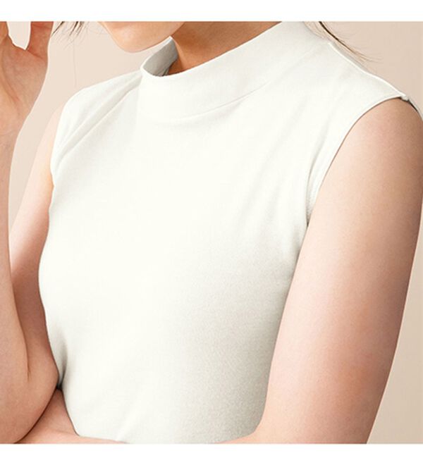 LAVIENNE（ラヴィエンヌ）の「綿１００％吸湿発熱あったかインナー　ハイネックノースリーブインナー（肌着・インナーウェア）」｜詳細画像