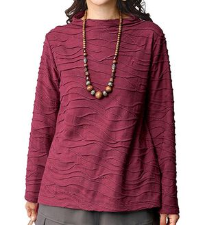 BELLUNA（ベルーナ）の「タックジャカード素材ボトルネックプルオーバー（カットソー）」｜赤