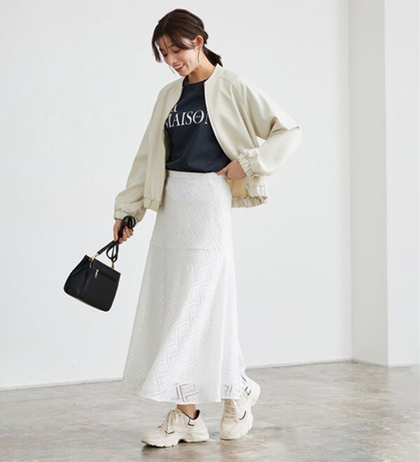 Pierrot（ピエロ）の「【イージーケア】選べるロゴＴシャツ（Tシャツ）」｜詳細画像