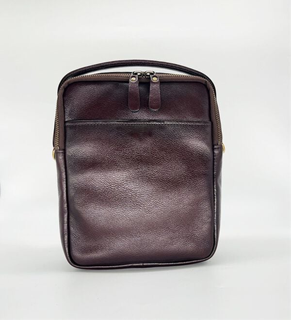 「日本製アンティーク調牛革ショルダーバッグ（メンズショルダーバッグ）」｜詳細画像