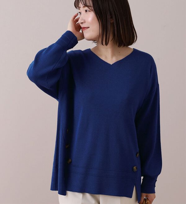 BELLUNA（ベルーナ）の「ミラノリブサイドボタン使いプルオーバー（ニット・セーター）」｜詳細画像
