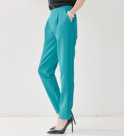 RANAN（ラナン）の「【選べる股下】美脚シルエットタックパンツ（股下６１・６５ｃｍ）（フルレングスパンツ）」