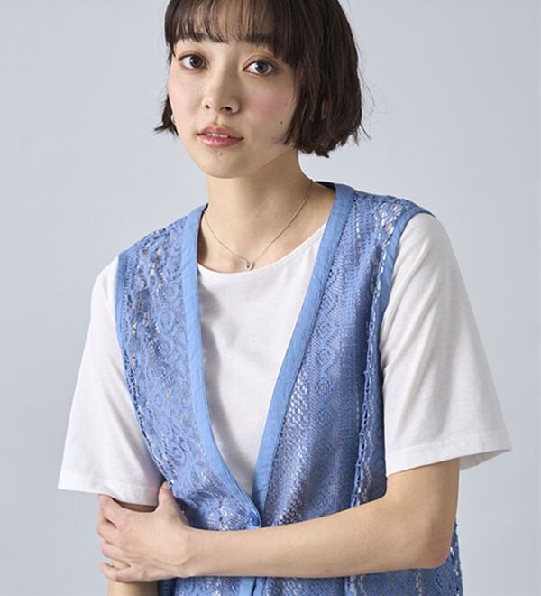 BELLUNA（ベルーナ）の「透かし編ジレアンサンブル（ジレ）」｜詳細画像
