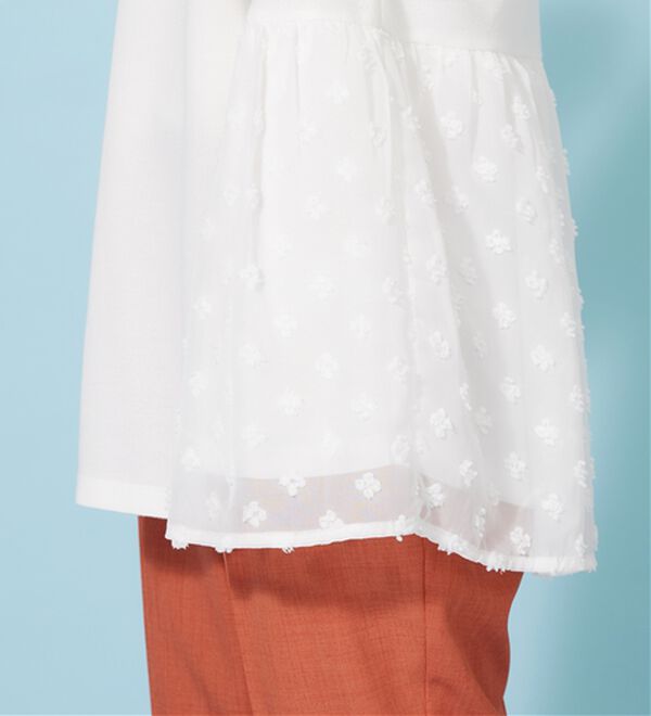 BELLUNA（ベルーナ）の「サイドシアードット切替チュニック（チュニック）」｜詳細画像