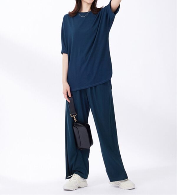 BELLUNA（ベルーナ）の「ひんやり！綿混裾ラウンドプルオーバー（カットソー）」｜詳細画像