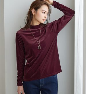 BELLUNA（ベルーナ）の「艶やかシアーベロア袖シャーリングプルオーバー（カットソー）」｜ワイン