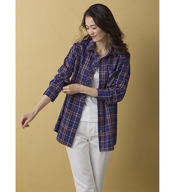 BELLUNA（ベルーナ）の「秋冬の街に映えるチェック柄シャツチュニック（シャツ）」｜詳細画像