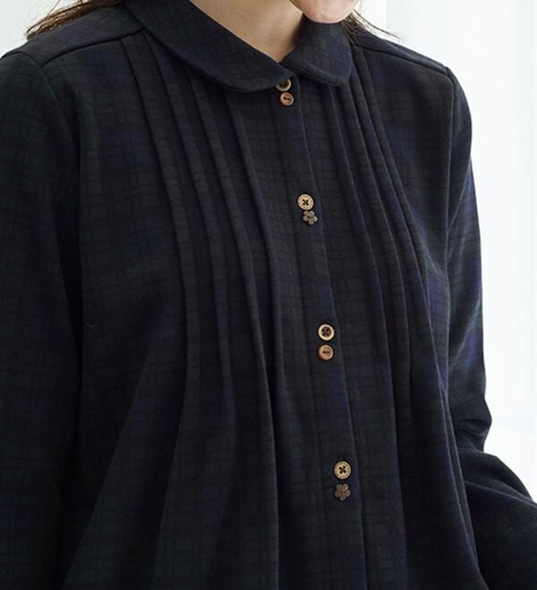 BELLUNA（ベルーナ）の「まるで着る毛布！静電防止付裏ファーブラウス（チュニック）」｜詳細画像