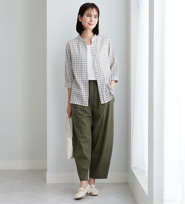 BELLUNA（ベルーナ）の「【お気軽シャツ】ぽこぽこ素材衿＆袖フリルデザインブラウス（ブラウス）」｜詳細画像