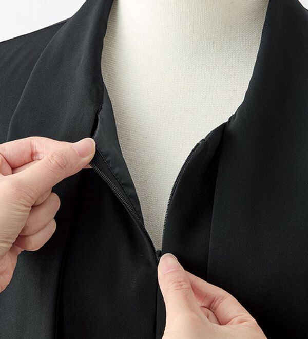 BELLUNA（ベルーナ）の「日本製素材！バックプリーツボウタイワンピース（ブラックフォーマル（喪服・礼服））」｜詳細画像