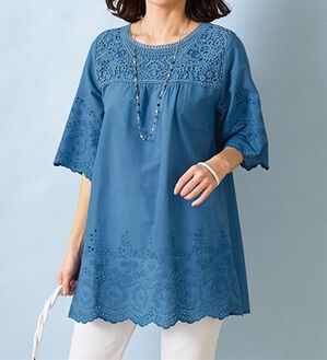 BELLUNA（ベルーナ）の「刺しゅうレース切替チュニック（チュニック）」｜ブルー