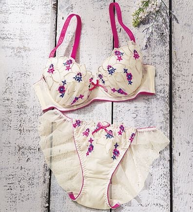 YU'NOW（ユナウ）の「プチプラブラ＆ショーツセット（ブラジャー＆ショーツセット）」