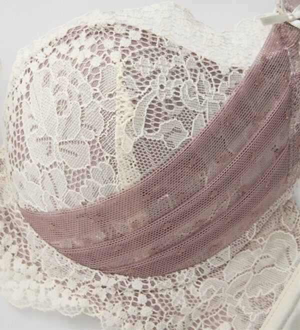 YU'NOW（ユナウ）の「まる胸メイクのちゅるんブラ＆ショーツ（ブラジャー＆ショーツセット）」｜詳細画像