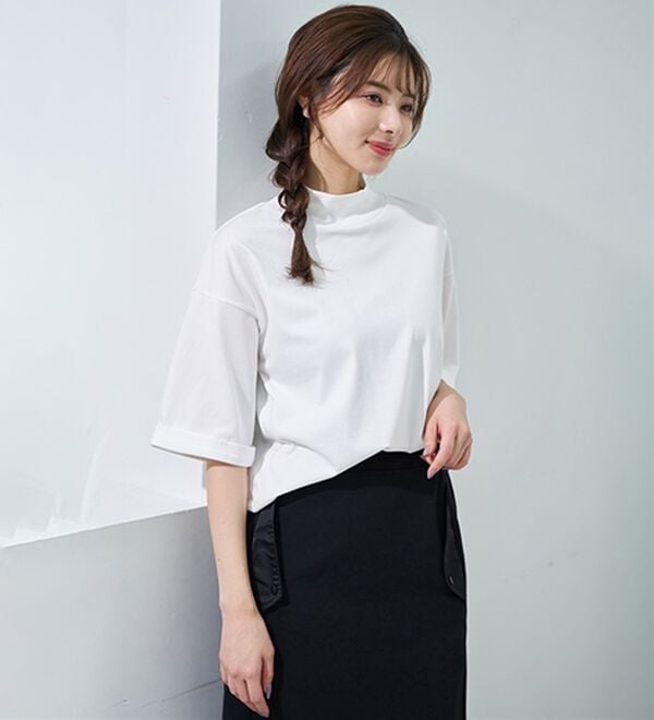 BELLUNA（ベルーナ）の「小顔見せ！ヒンヤリハイネックオーバーサイズＴシャツ（Tシャツ）」｜詳細画像