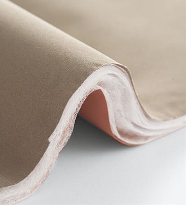 BELLUNA（ベルーナ）の「軽量&times;防風！配色使い中わたコート（ロングコート）」｜詳細画像