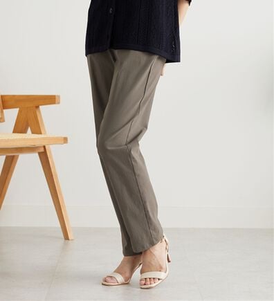 BELLUNA（ベルーナ）の「冷感ピケストレッチ素材スリムパンツ（フルレングスパンツ）」